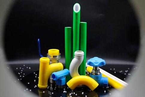 金德和金牛水管哪個好？質保大比拼！到底哪種更香？