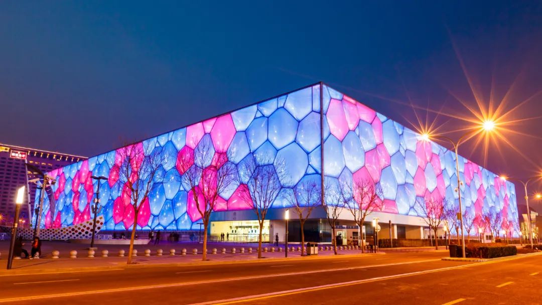 來雙奧館看龍勝管在“Colourful Cube”的藝術美學吧! 來雙奧館看龍勝管在“Colourful Cube”的藝術美學吧!